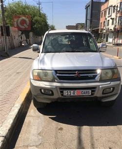 ميتسوبيشي باجيرو